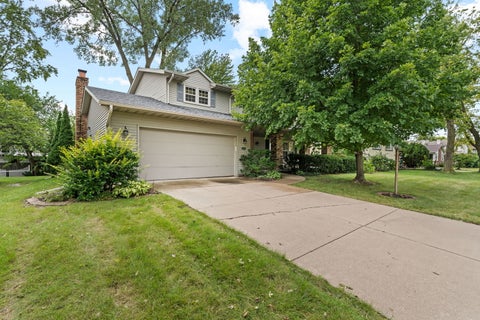Tiny photo for 1223 Crow Creek Road, Bettendorf, IA 52722 (MLS # 12791806)