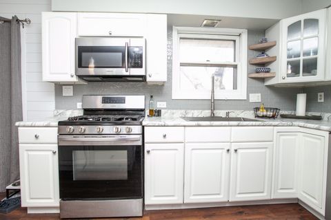 Tiny photo for 504 Radliff Road, Bloomington, IL 61701 (MLS # 12604780)