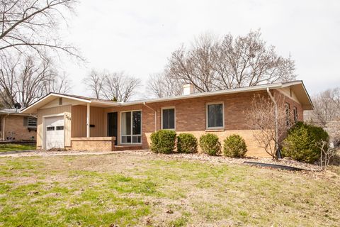 Photo of 504 Radliff Road, Bloomington, IL 61701 (MLS # 12604780)