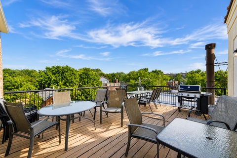 Tiny photo for 2343 N Greenview Avenue #105, Chicago, IL 60614 (MLS # 12744118)