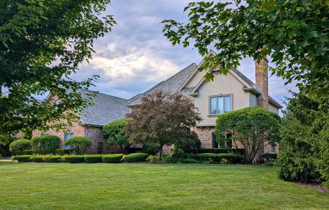 Tiny photo for 14590 S Somerset Circle, Green Oaks, IL 60048 (MLS # 12401897)