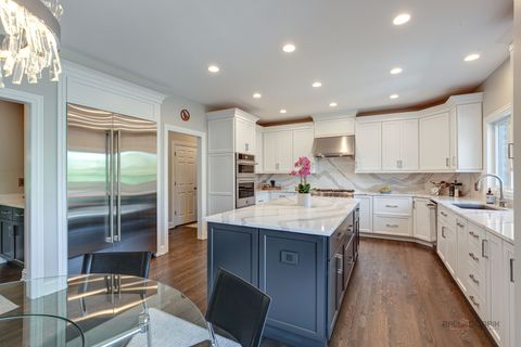 Tiny photo for 14590 S Somerset Circle, Green Oaks, IL 60048 (MLS # 12401897)