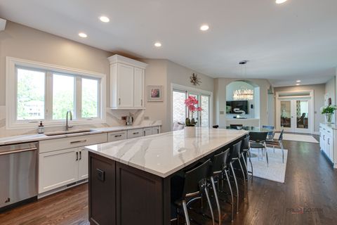 Tiny photo for 14590 S Somerset Circle, Green Oaks, IL 60048 (MLS # 12401897)