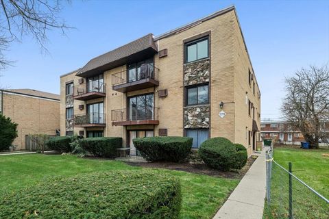 Photo of 1279 Harding Avenue #3D, Des Plaines, IL 60016 (MLS # 12521516)