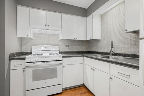 Tiny photo for 1279 Harding Avenue #3D, Des Plaines, IL 60016 (MLS # 12521516)