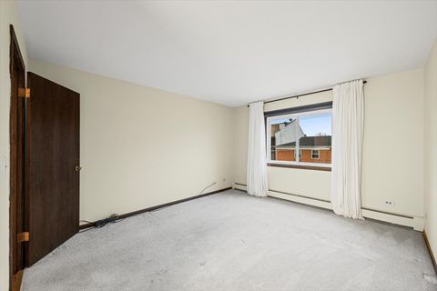 Tiny photo for 1279 Harding Avenue #3D, Des Plaines, IL 60016 (MLS # 12521516)