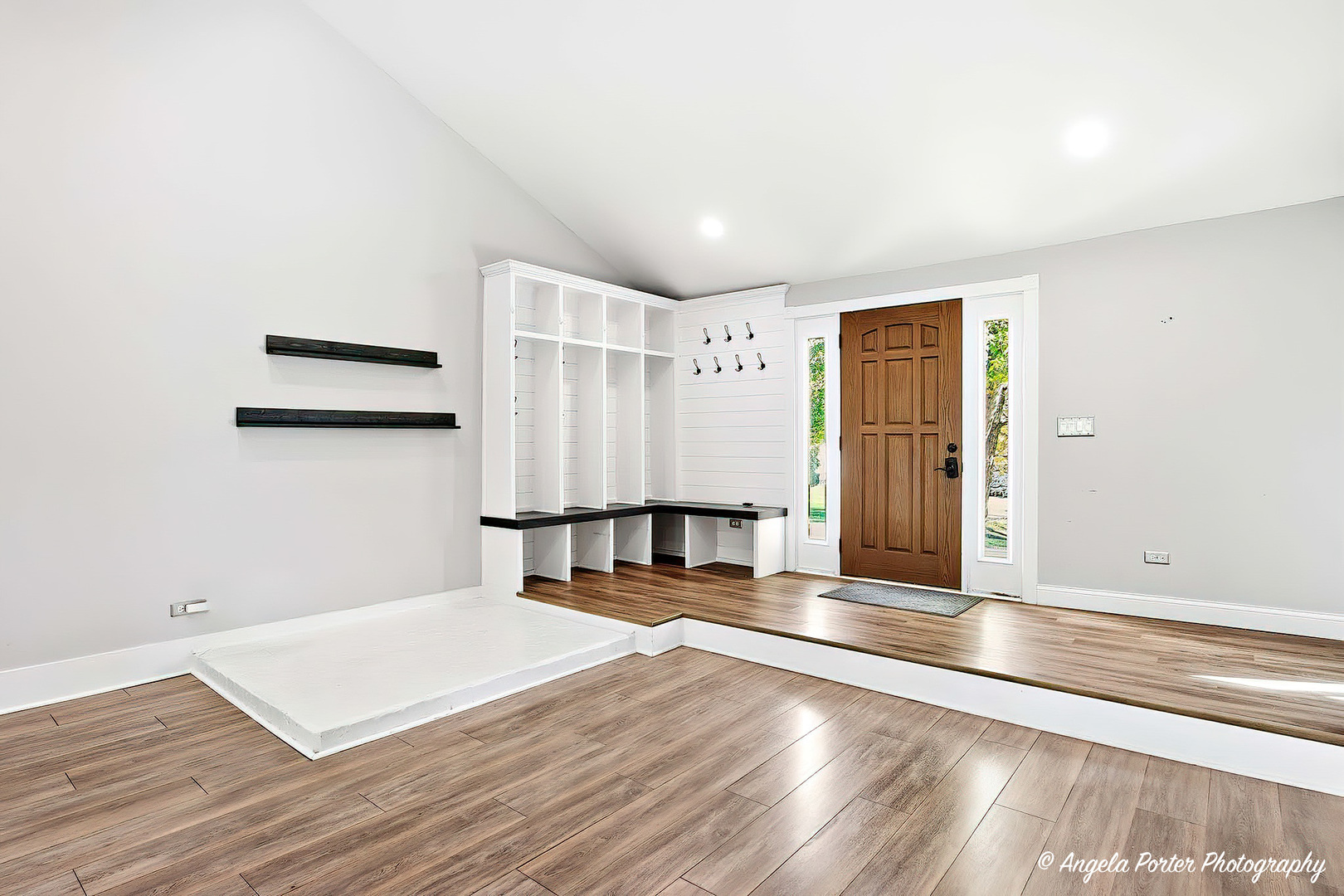 37048 N Lawrence Drive