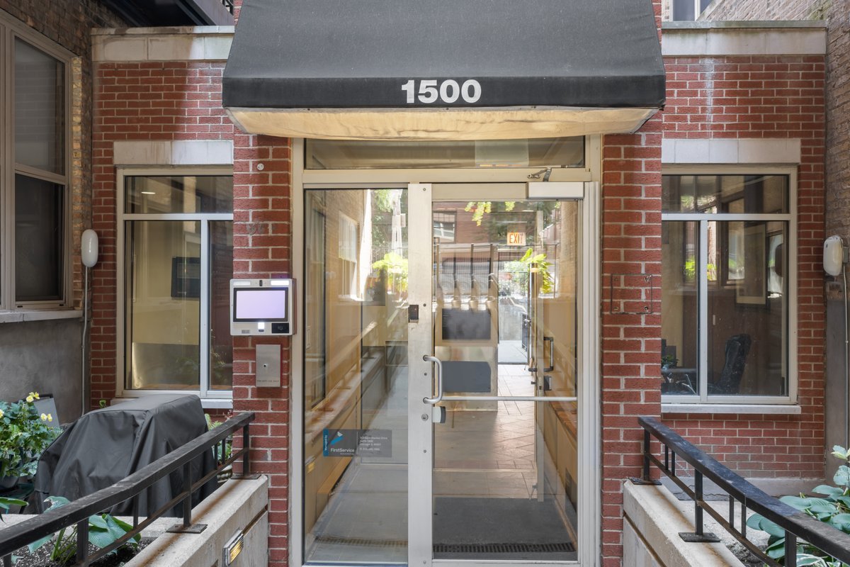 1500 W Monroe Street 409