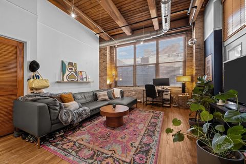 Tiny photo for 1500 W Monroe Street #409, Chicago, IL 60607 (MLS # 12484922)