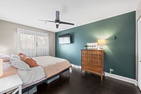 Tiny photo for 840 E Marshall Court, Palatine, IL 60074 (MLS # 12587314)