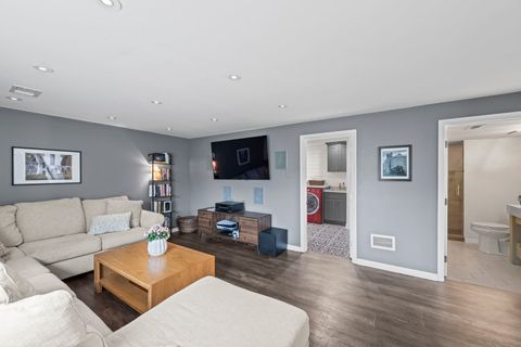 Tiny photo for 840 E Marshall Court, Palatine, IL 60074 (MLS # 12587314)