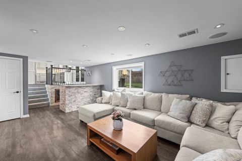 Tiny photo for 840 E Marshall Court, Palatine, IL 60074 (MLS # 12587314)