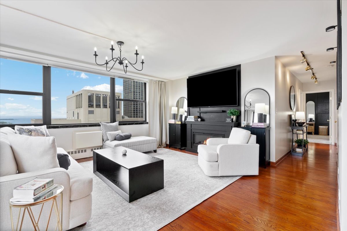 1445 N State Parkway 2605