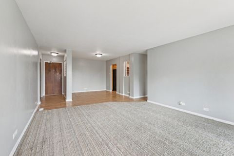 Tiny photo for 900 W Sunset Drive #410, Glenwood, IL 60425 (MLS # 12443677)