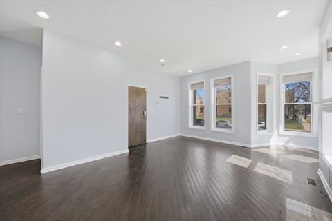 Tiny photo for 4956 S Champlain Avenue #1S, Chicago, IL 60615 (MLS # 12616832)
