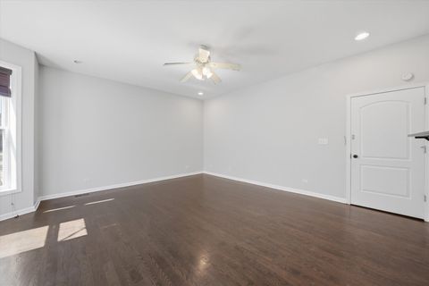 Tiny photo for 4956 S Champlain Avenue #1S, Chicago, IL 60615 (MLS # 12616832)