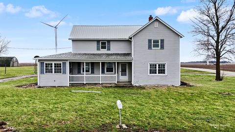 Tiny photo for 724 E 2600 North Road, Penfield, IL 61862 (MLS # 12604838)