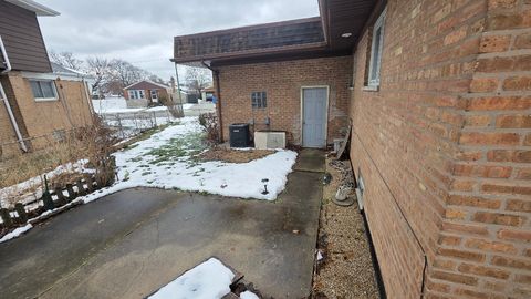 Tiny photo for 4410 W 81st Place, Chicago, IL 60652 (MLS # 12536004)