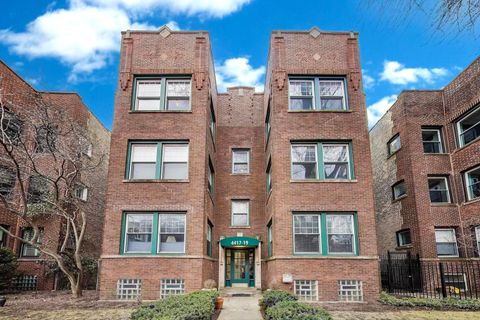 4419 N BEACON Street 3N Chicago IL 60640