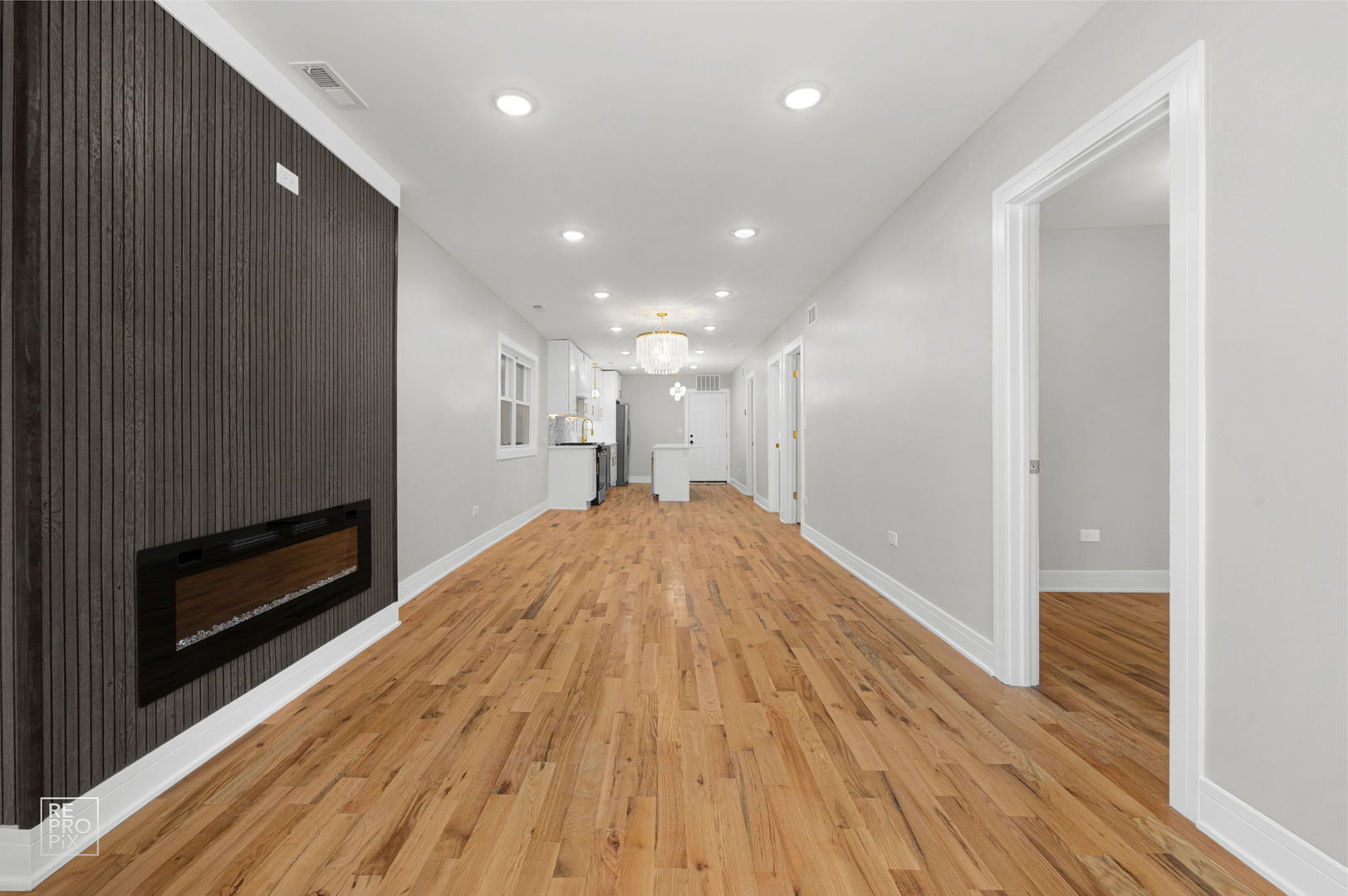 3411 S Lituanica Avenue