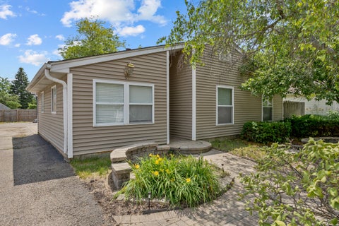 Photo of 91 Rockledge Drive, Romeoville, IL 60446 (MLS # 12657390)