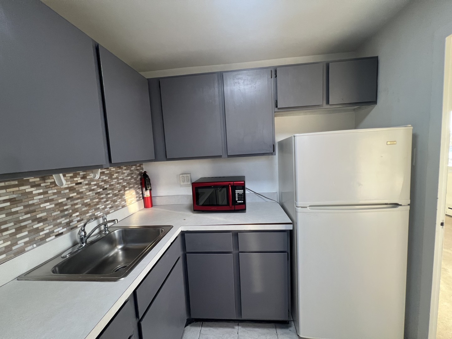 708 W Bittersweet Place 513