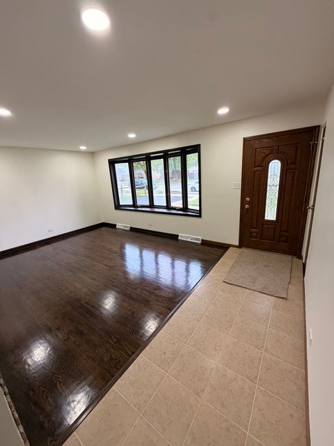 Tiny photo for 10809 Austin Avenue, Chicago Ridge, IL 60415 (MLS # 12643210)