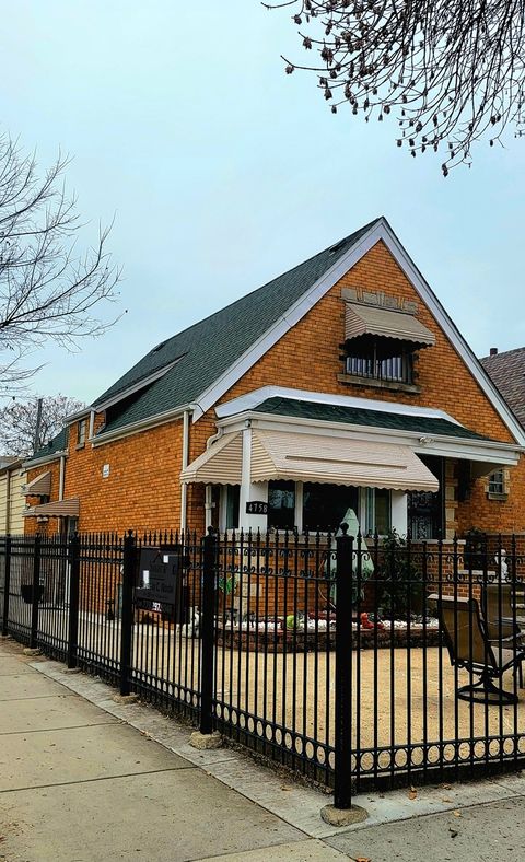 Tiny photo for 4758 S CAMPBELL Avenue, Chicago, IL 60632 (MLS # 12518669)