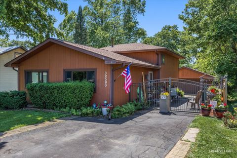 Photo of 3S580 Tinker Avenue, Warrenville, IL 60555 (MLS # 12527777)