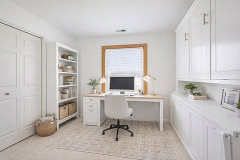 Tiny photo for 672 Edward Drive, Romeoville, IL 60446 (MLS # 12618031)