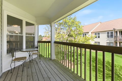 Tiny photo for 2520 Live Oak Lane, Buffalo Grove, IL 60089 (MLS # 12624378)