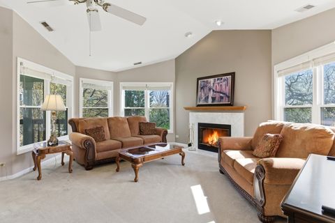 Tiny photo for 2520 Live Oak Lane, Buffalo Grove, IL 60089 (MLS # 12624378)