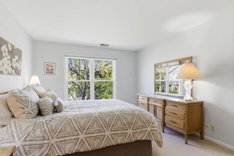 Tiny photo for 2520 Live Oak Lane, Buffalo Grove, IL 60089 (MLS # 12624378)