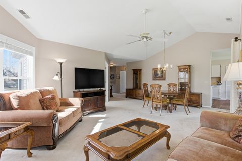Tiny photo for 2520 Live Oak Lane, Buffalo Grove, IL 60089 (MLS # 12624378)