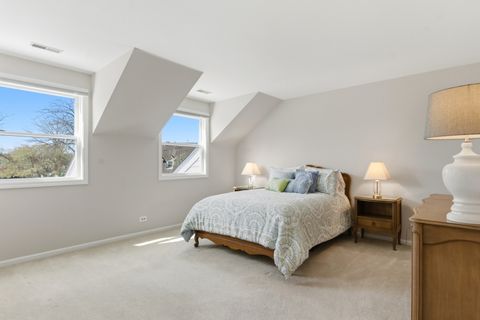 Tiny photo for 2520 Live Oak Lane, Buffalo Grove, IL 60089 (MLS # 12624378)