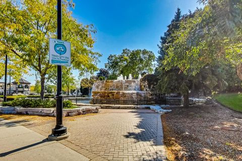 Tiny photo for 7021 W Touhy Avenue #509, Niles, IL 60714 (MLS # 12525764)