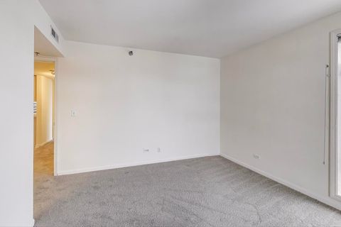 Tiny photo for 7021 W Touhy Avenue #509, Niles, IL 60714 (MLS # 12525764)