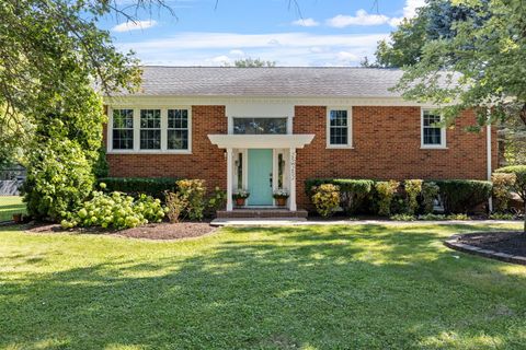 25W252 Lacey Avenue Naperville IL 60563