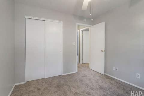 Tiny photo for 5014 W Greenbrier Drive, McHenry, IL 60050 (MLS # 12729599)