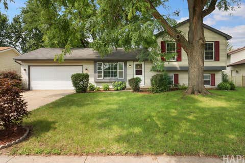 Tiny photo for 5014 W Greenbrier Drive, McHenry, IL 60050 (MLS # 12729599)