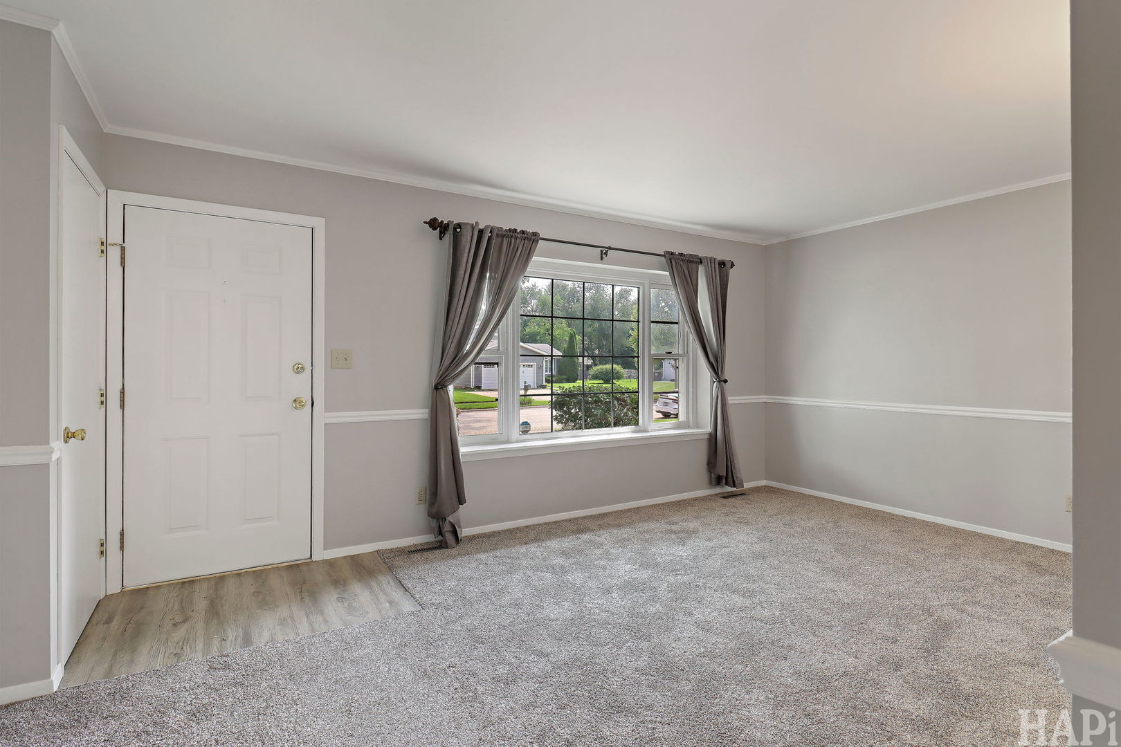 5014 W Greenbrier Drive