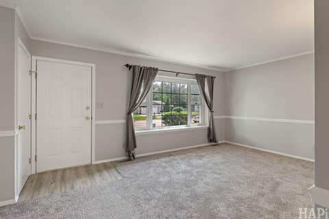 Tiny photo for 5014 W Greenbrier Drive, McHenry, IL 60050 (MLS # 12729599)