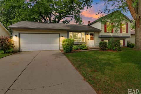 Photo of 5014 W Greenbrier Drive, McHenry, IL 60050 (MLS # 12729599)