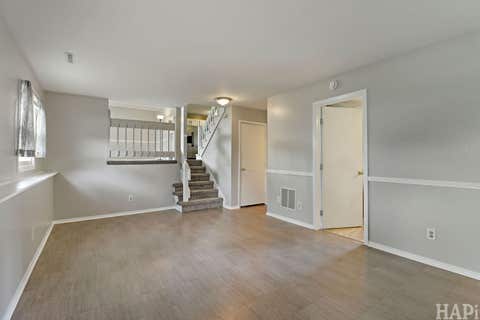 Tiny photo for 5014 W Greenbrier Drive, McHenry, IL 60050 (MLS # 12729599)