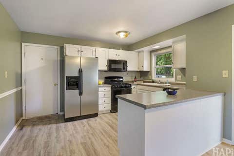 Tiny photo for 5014 W Greenbrier Drive, McHenry, IL 60050 (MLS # 12729599)