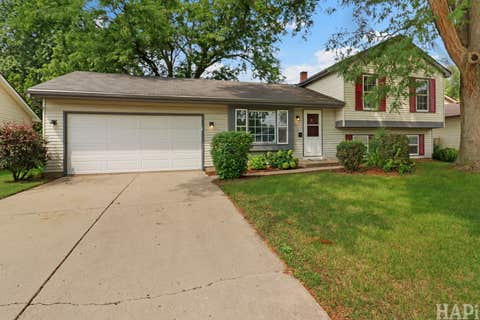 Tiny photo for 5014 W Greenbrier Drive, McHenry, IL 60050 (MLS # 12729599)