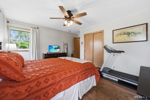 Tiny photo for 831 Verne Lane, Flossmoor, IL 60422 (MLS # 12628274)
