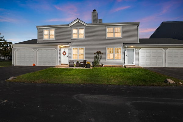 2024 COUNTRYSIDE LN, ROUND LAKE BEACH, IL 60073 - Image 0c4cbddd1f7a78b10afdaa7cbf66f152/2177457403