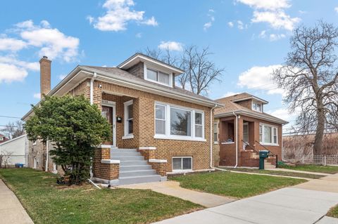 Tiny photo for 4608 W Montana Street, Chicago, IL 60639 (MLS # 12595757)
