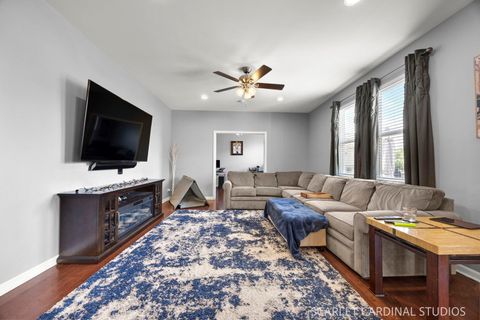 Tiny photo for 1128 Kingsmill Drive, Algonquin, IL 60102 (MLS # 12694949)